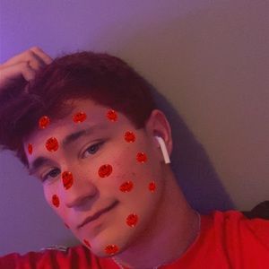 Meet your Posher, Aaron